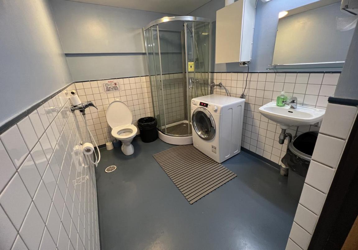 Hmi Smart Group 211 Vandrarhem Helsingfors Exteriör bild